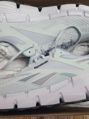 Reebok Zig Dynamica 6 Size 12 Mens Running shoes (NEW)